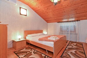 1 bedroom, WiFi - Holiday apartment with air conditioning (Valbandon)