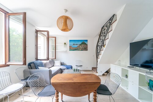 Le Duplex de Drancy - Appt 5p à 25 min de Paris