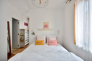 2 bedrooms, iron/ironing board, free WiFi, bed sheets - La Maison Cœur de Ville - A 30min de Lyon (Villefranche-sur-Saône)