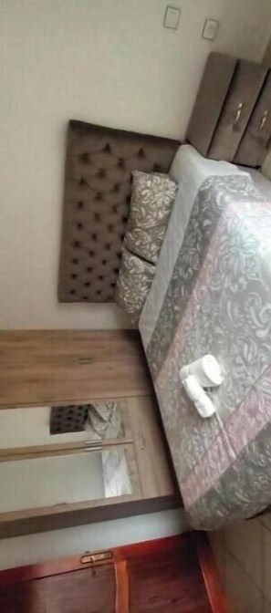 2 Schlafzimmer, Bügeleisen/Bügelbrett, WLAN