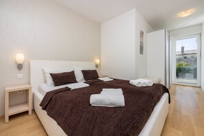 2 bedrooms, WiFi - Holiday apartment with air conditioning (Crikvenica)