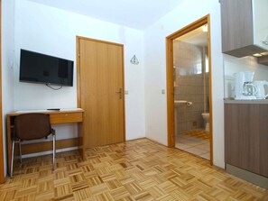 Interior - Holiday apartment with pool and barbecue (Novigrad)