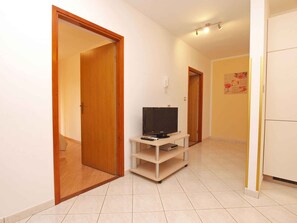 Interior - Holiday apartment with garden and barbecue (Rovinj)