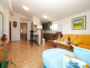 Living area - Holiday apartment with air conditioning (Premantura)