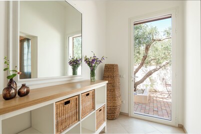 Villa del Tufo – Barrier-Free Villa with Annex in Marsala, Sicily
