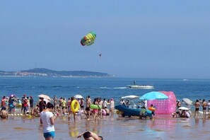 Beach - Qingdao Golden Beach Chaoyang Seaview Apartment (Qingdao)