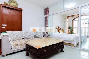 Interior - Qingdao Golden Beach Chaoyang Seaview Apartment (Qingdao)