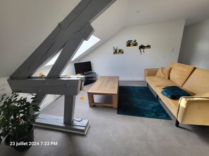 Living area - Appartement Neuf 100m² Sans Voisin ni vis à vis (La Rivière-de-Corps)