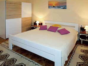 6 chambres, fer et planche Ă repasser, Wi-Fi