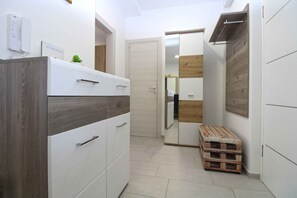 Interior - Holiday home modern furnished with garden and barbecue (Fažana)