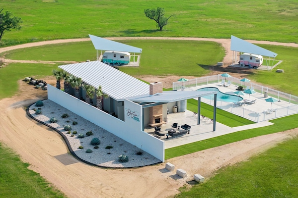 Entire Property, Multiple Beds, Pool Access, Resort View, 5 bedrooms | Ropa de cama hipoalergénica, cortinas opacas, wifi gratis y ropa de cama