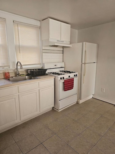 Private apartment , 1 bedroom, bathroom
