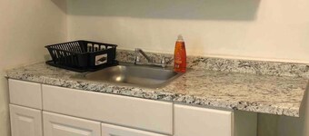 Spacious 2 bedroom apartment with 1 bathroom and private street entrance