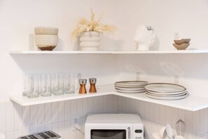 Interior - Casa Jasmine - We LOVE dogs - Walk to Downtown (Wilmington)