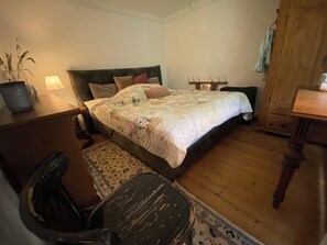 1 Schlafzimmer, Bügeleisen/Bügelbrett, kostenloses WLAN, Bettwäsche