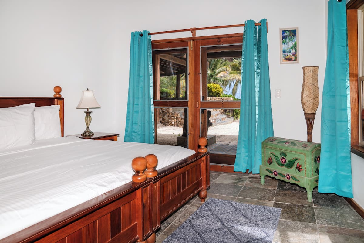 Vila Superior, 3 kamar tidur, pemandangan pantai, tepi laut | 3 kamar tidur, seprai premium, dan selimut bulu angsa