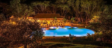 Piscine extérieure