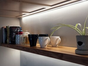 Doccia, asciugacapelli, asciugamani, sapone