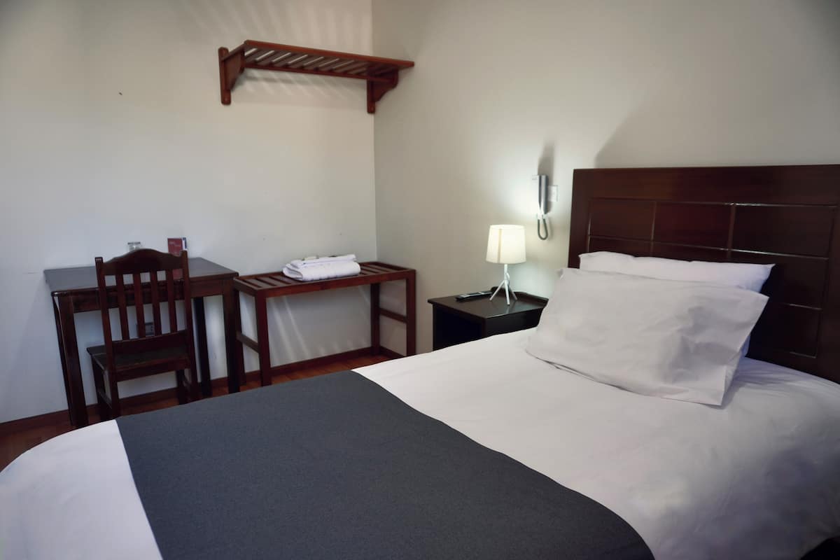 Classic Single Room | Free WiFi