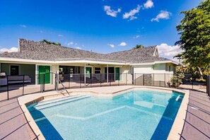 Outdoor pool - Sanibel Island Pool Home (Sanibel)