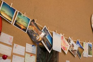Unclassified image, 4 of 6, button - Booksnwoods (Taitung)