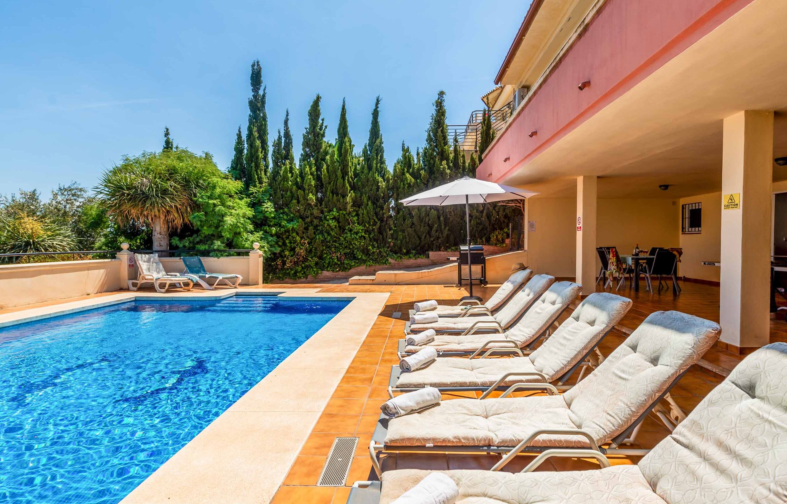 Villa (5 Bedrooms) | Bahagian luar