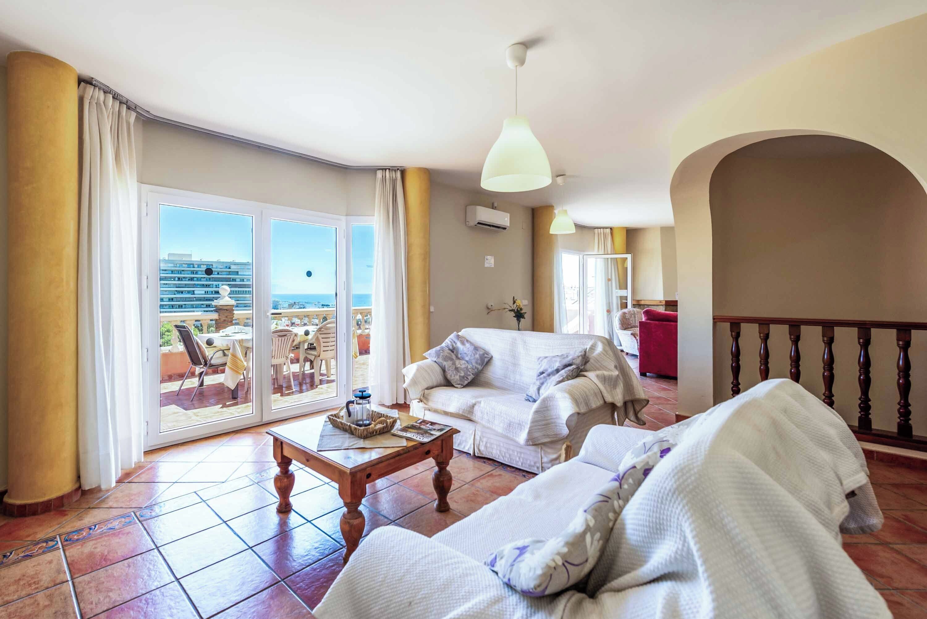 Villa (5 Bedrooms) | Interior