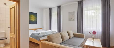 Deluxe-Doppelzimmer, 1 Queen-Bett und Schlafsofa, Balkon