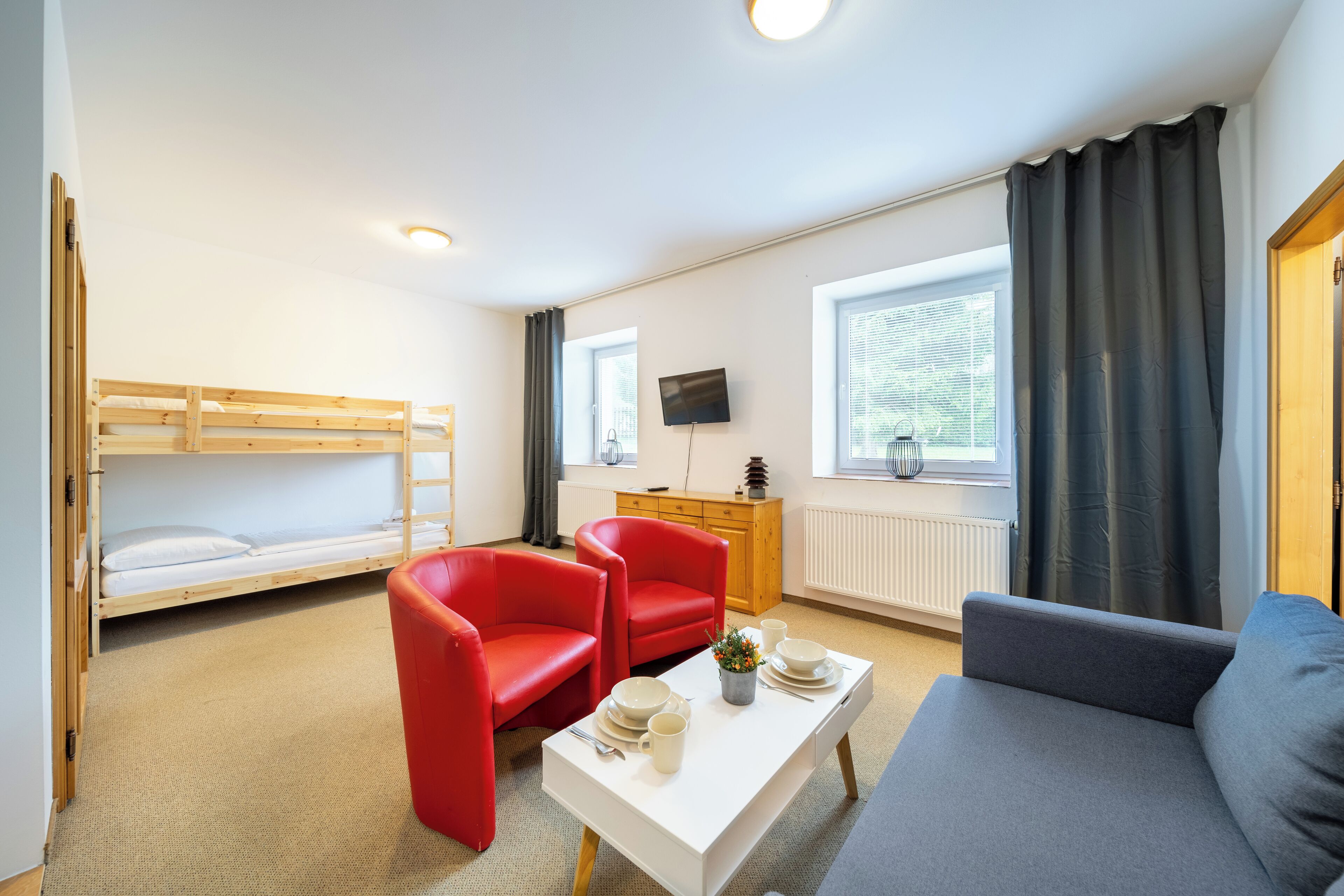 Comfort Suite | Desk, laptop workspace, free WiFi