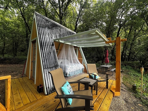 A frame getaway on the Embarrass River in Charleston, Illinois 