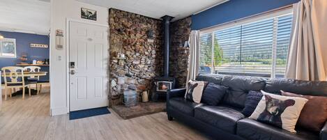 スマートテレビ、暖炉