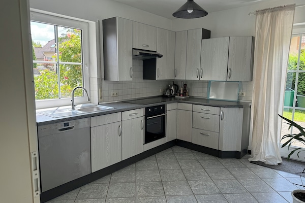 Frigorífic, forn, placa de cuina i rentaplats