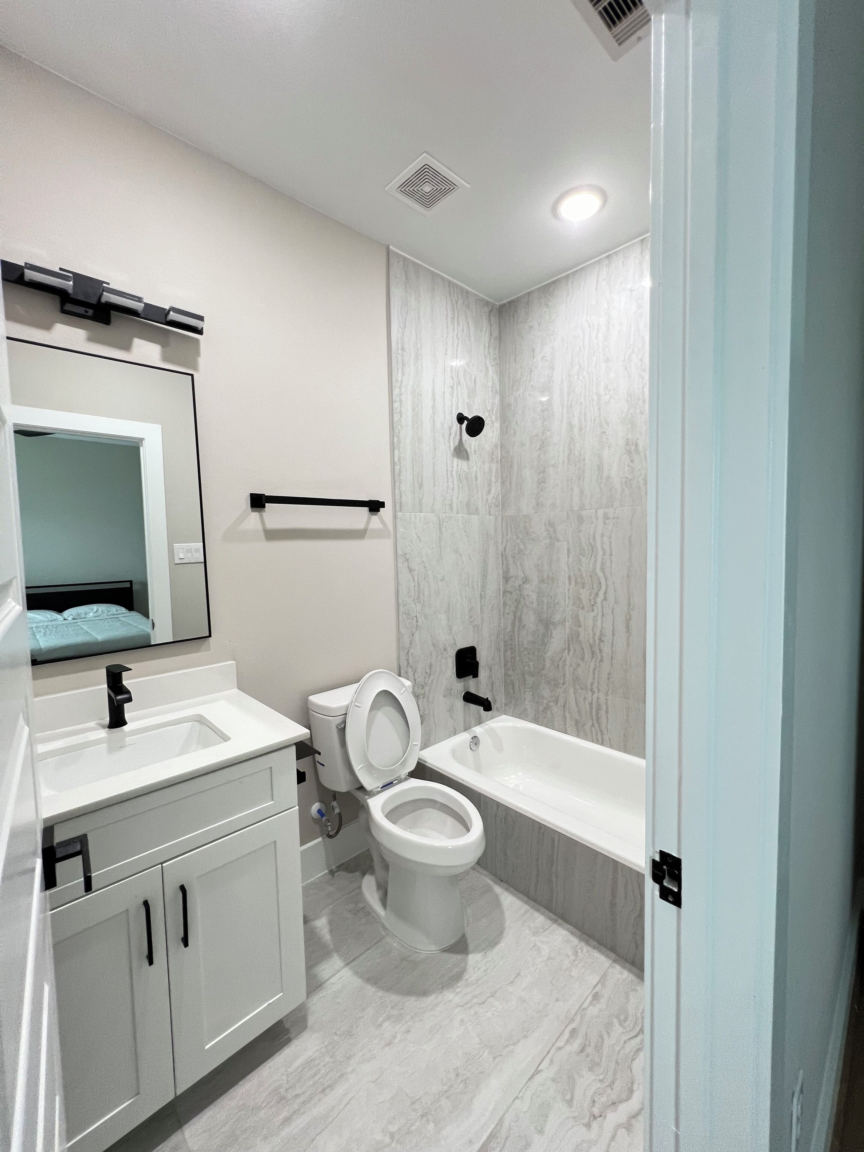 Handdoeken, zeep, shampoo, toiletpapier