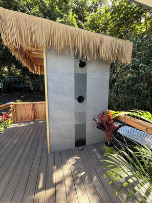 Property grounds - Jungle Cabin with private bathrooms TA-154-746-2656-01 (Kealakekua)