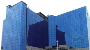 Front of property - VINMILAN Hotel & Resort (Asaba)