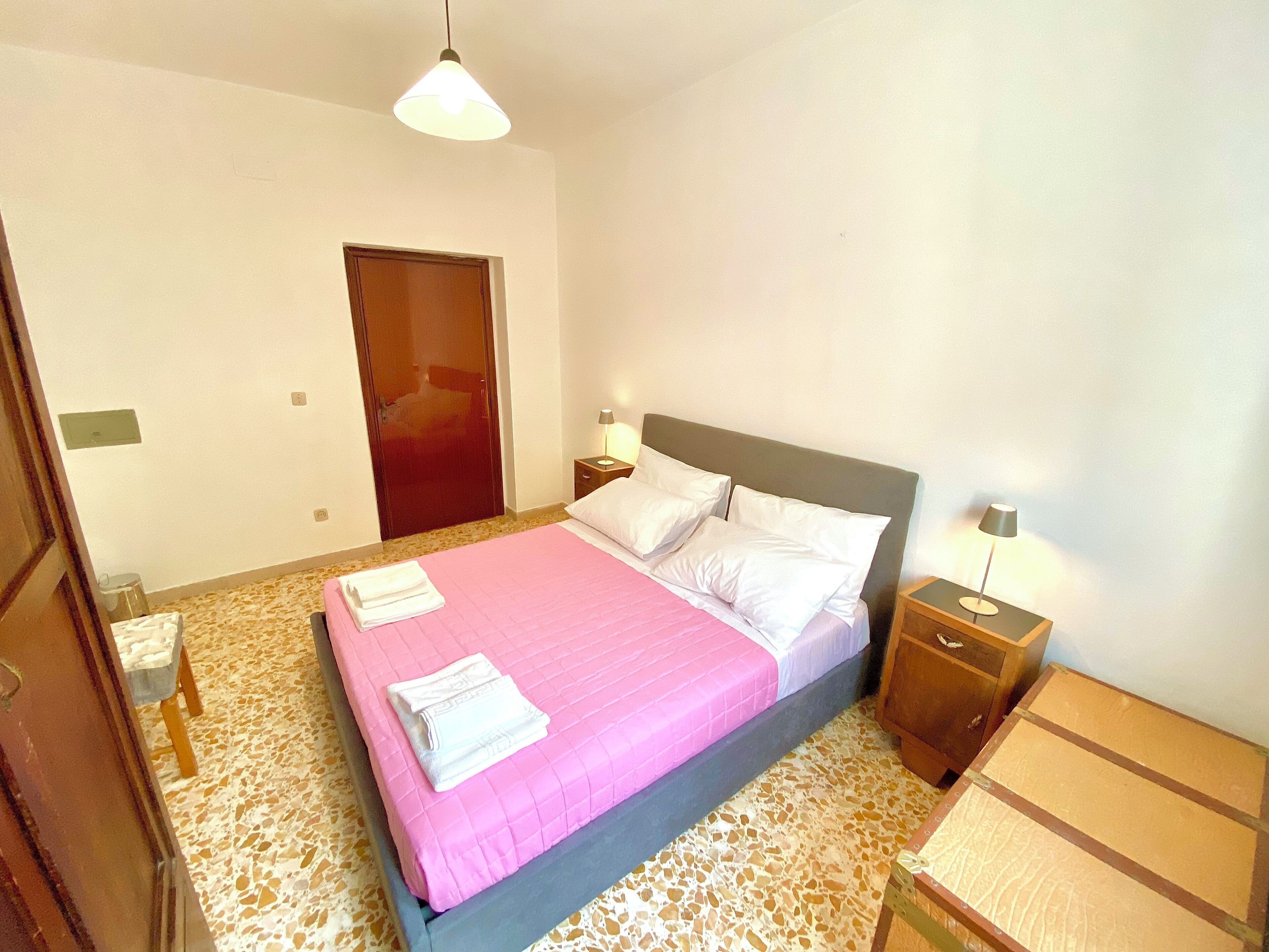2 slaapkamers, wifi, beddengoed