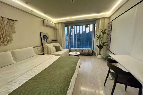 Room - Love Holiday Hotel (Dalian Zhongshan Square Railway Station) (Dalian)