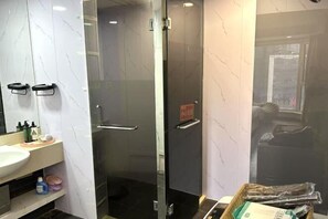 Room - Love Holiday Hotel (Dalian Zhongshan Square Railway Station) (Dalian)