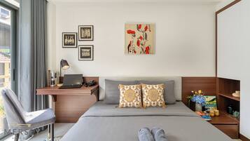 Minibar (free items), desk, laptop workspace, blackout drapes