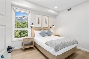 3 bedrooms, Internet, bed sheets