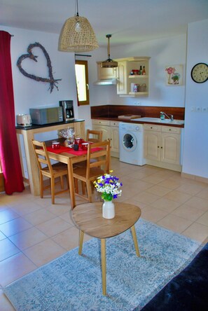 Interior - T2 Standing Classé 3 Meublé Tourisme. Animaux de Compagnie Acceptés (Laye)