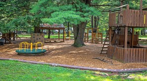 Children’s area - Paradise West (Sigel)
