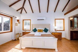 Villa, Beach View | 4 bilik tidur, seterika/papan seterika, Wi-fi percuma, cadar katil 