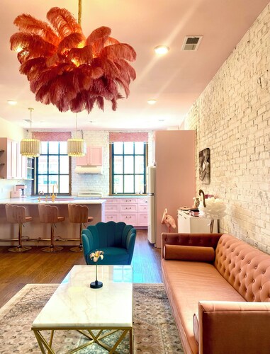 NEW luxury retro loft in heart of historic, walkable Southside district 