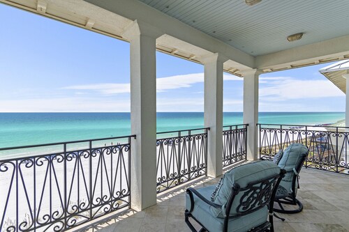 Dubes on the Beach*Beachfront*Private Heated Pool*PrivateBeach*Free Beach Chairs