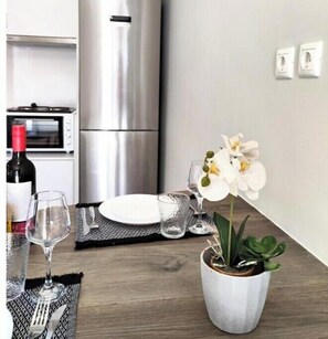 Private kitchen - Joanna Deluxe Apartments Apartment with View and Balcony (Kynopiastai)