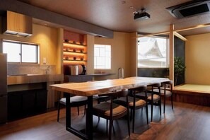 Room - Kokon Tengachaya (Osaka)