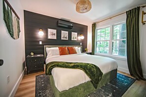 2 sovrum, skrivbord, strykjärn/strykbräda och gratis wi-fi