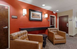 Lobby sitting area - Extended Stay Laredo (Laredo)