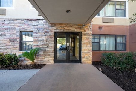 Property entrance. Extended Stay Laredo